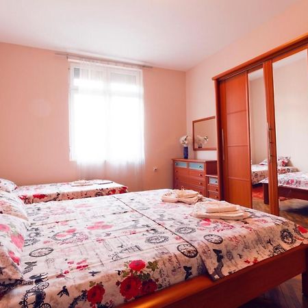 Apartment Sofija Ni Kültér fotó